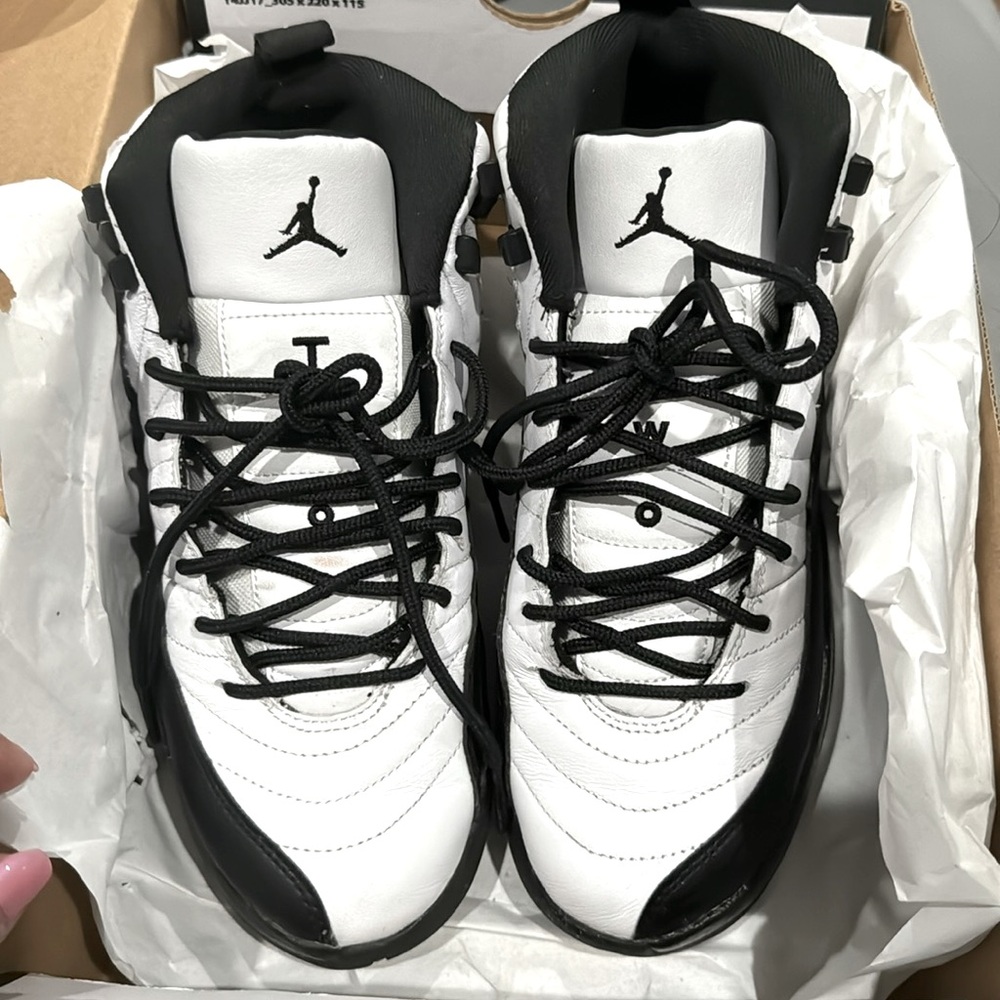 Black and white 6Y 12 Jordan Retros. Women size 8.